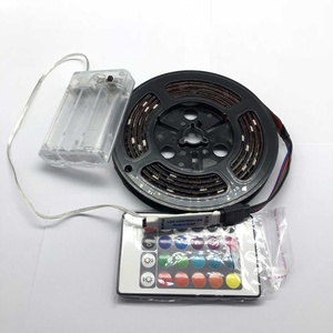 Светодиодная лента на батарейках, 1 метр, RGB, 5050SMD, 30 светодиодов, IP65, водонепроницаемая, с пультом дистанционного управления RF на 17 клавиш - Product Image 5