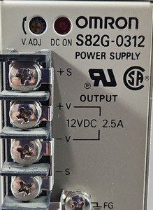 プログラミングコントローラPlc S82G0312 100240 Vac入力12 VDC出力25 Amp4C19 PLC新品オリジナル - Product Image 2