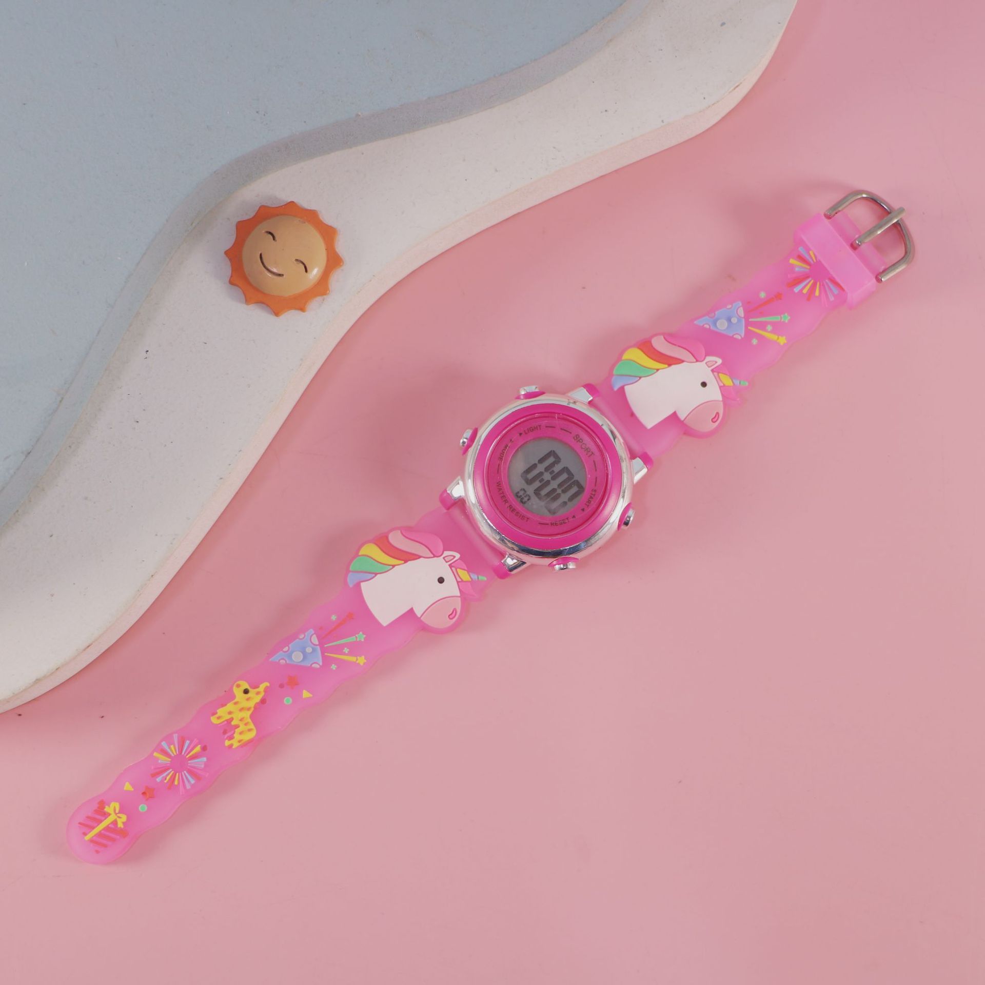 Licorne 6 rose rouge