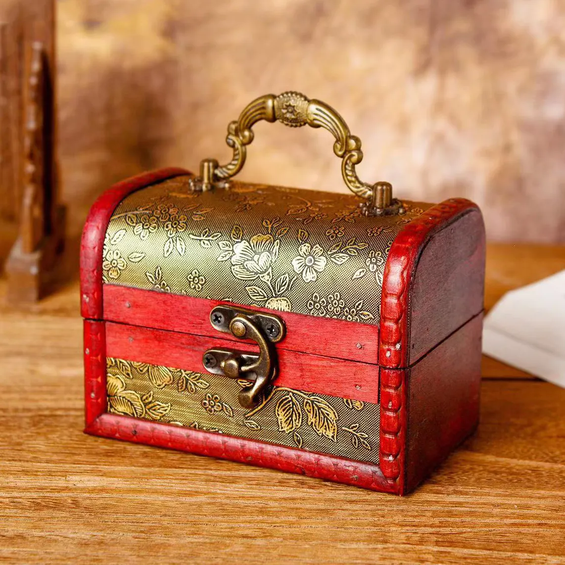 Custodia per gioielli in legno medio retrò Vintage Texture Treasure Chest Box Stash
