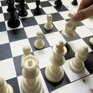 Giải đấu cờ vua mat PU da giải đấu cuộn lên bàn cờ thiết lập trò chơi Mat Checker bàn cờ với miếng - Product Image 5