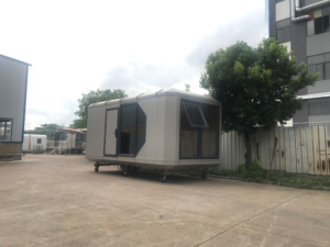 Sistema modular de contenedores de acero Solución de vivienda de varios pisos prefabricada apilable para reurbanización urbana para villas - Product Image 4
