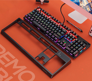 Teclado mecánico para videojuegos, 104 teclas, con cable, receptor USB, compatible con retroiluminación de siete colores - Product Image 1