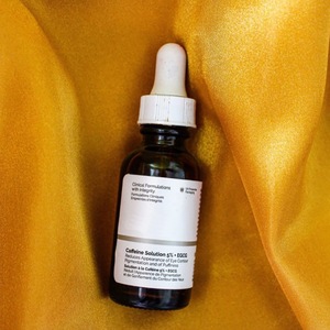 สารละลายคาเฟอีน5% + EGCG (30มล.) พร้อมกรด mandelic และวิตามิน B5เพื่อลดความหมองคล้ำและอาการบวม - Product Image 4