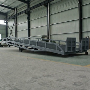 Su misura idraulico in acciaio addensato materiale Anti-skid piastra di scarico del contenitore di carico del carrello elevatore di atterraggio Mobile Dock rampa