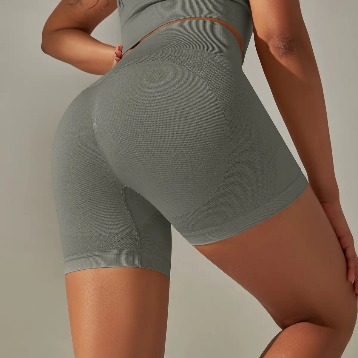 Taille haute filles Logo personnalisé contrôle du ventre Shorts Leggings femmes Sexy sans couture Yoga Shorts haute qualité tricoté Yoga pantalon