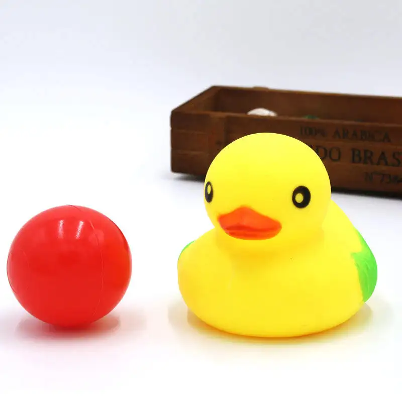 Yeni banyo hayvanlar sevimli su oyuncakları renkli sarı banyo oyuncak ördekler yumuşak kauçuk sıkmak komik su oynama banyo oyuncak ördekler çocuklar için