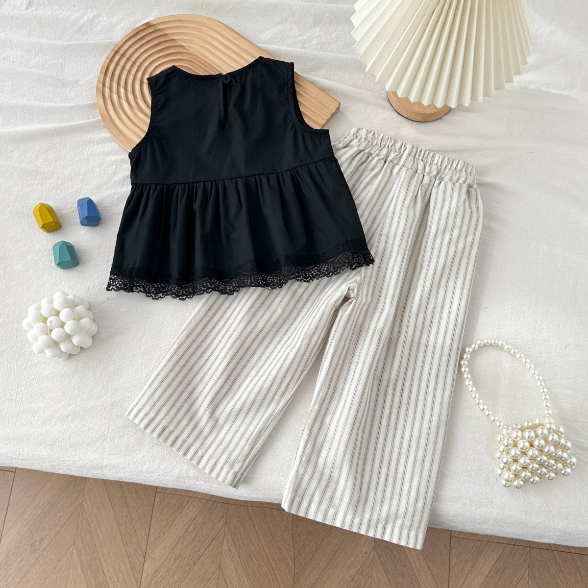 Black beige
