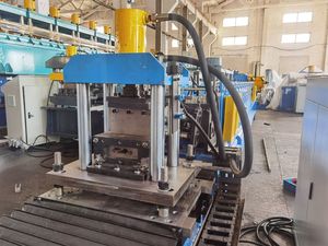 Trung Quốc nhà máy máy để làm cho màn trập khung cửa cuộn tạo thành máy - Product Image 4