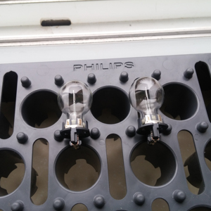 PW24W 12V24W特殊ベースハロゲン電球WP3.3*14.5-4 - Product Image 2