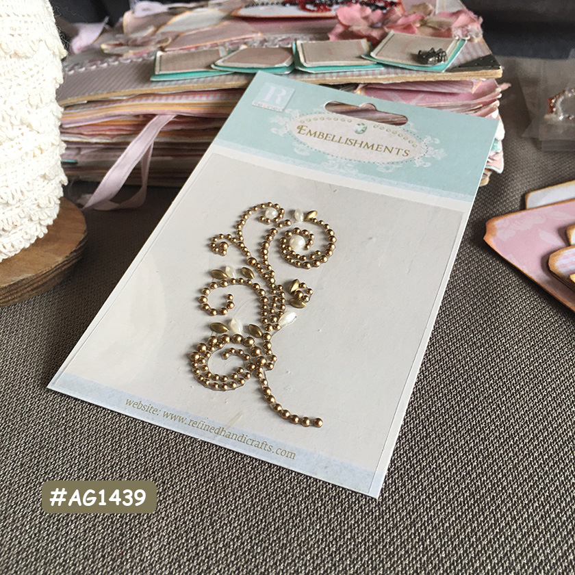 AG1439-Offwhite/oro metalico