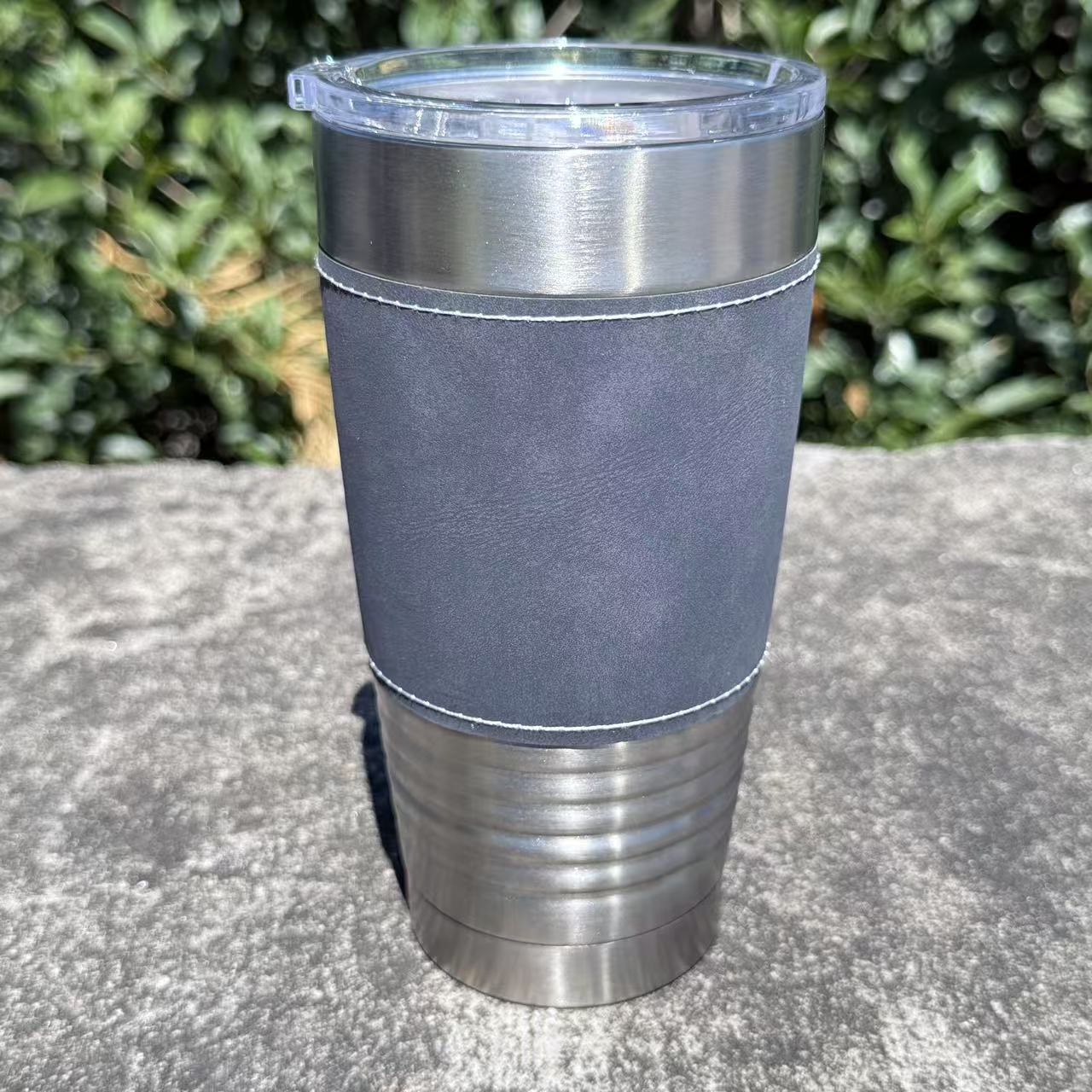 Etui en cuir gris