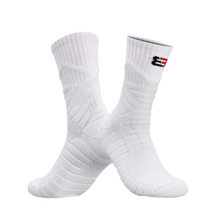 Yaygın OEM özel örgü işlemeli Logo ekip çorap şekil-istinat nefes koşu atletizm Elite basketbol spor çorapları - Product Image 5