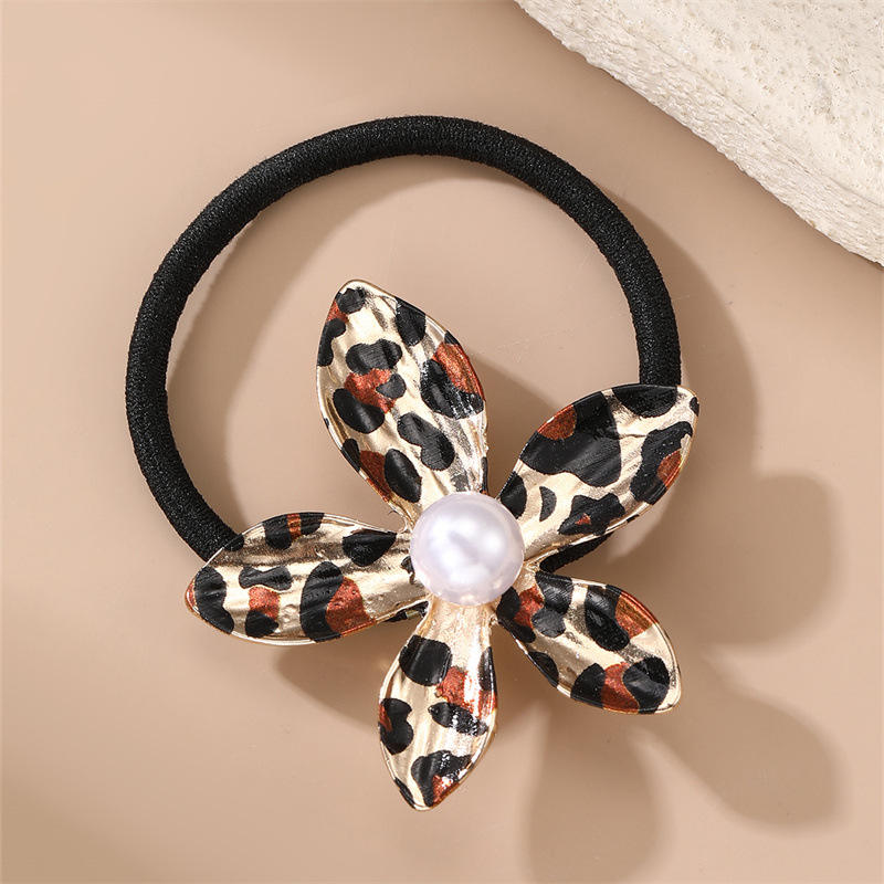 น้ำตาล+ดำ