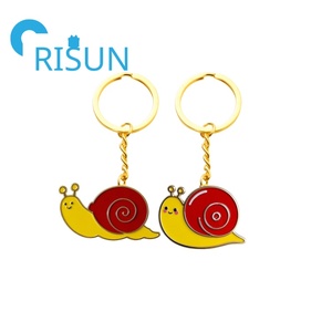 Hediyelik eşya özelleştirilmiş yumuşak emaye mor gökkuşağı salyangoz anahtarlık Metal anahtarlık özel mutlu salyangoz böcek anahtarlıklar anahtarlık - Product Image 4