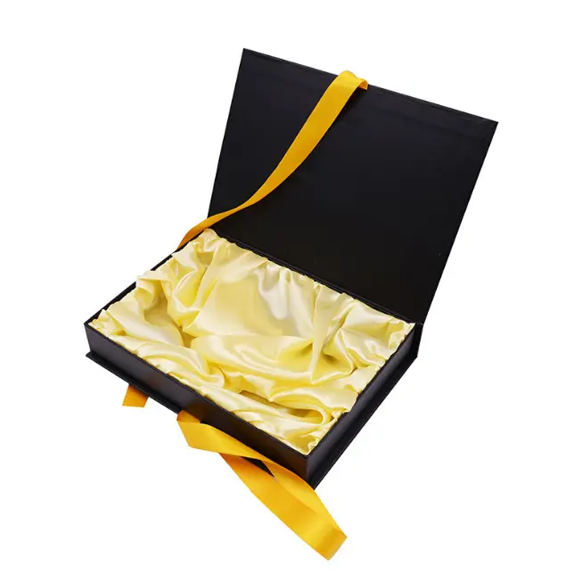 लक्जरी सोने की मुद्रांकन काले चुंबकीय बाल विस्तार बॉक्स कस्टम लोगो पेपर बॉक्स बंडल बाल पैकेजिंग