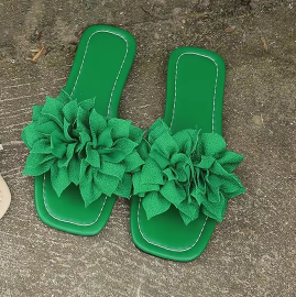 สีเขียว