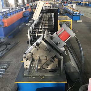Sistema de marco de acero de seguimiento de puntal C Soporte de acero Panel solar Máquina formadora de rollos Línea de producción - Product Image 3