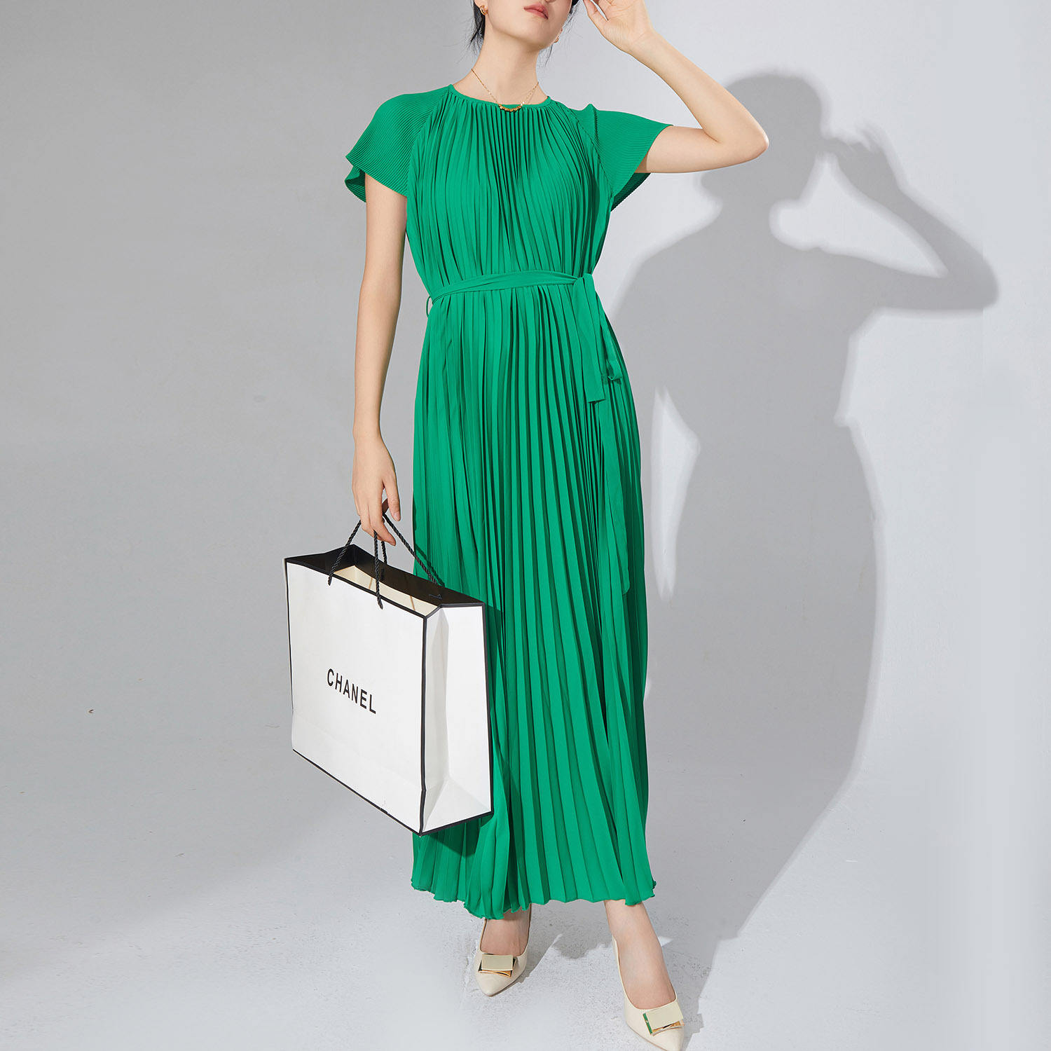 สีเขียว