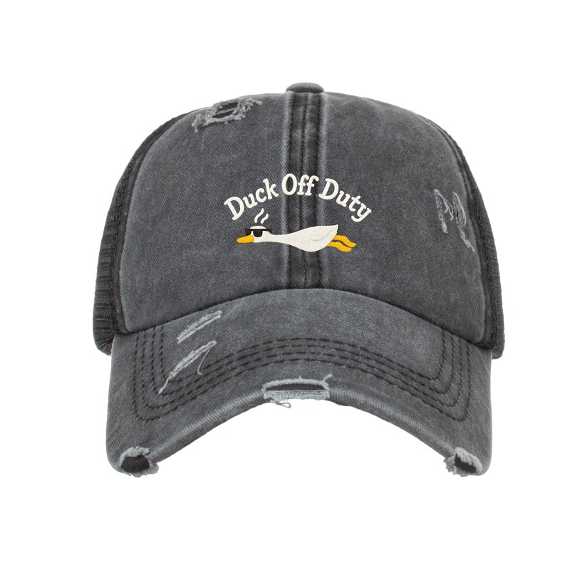 Black (baseball cap)