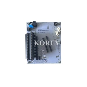 Modulo di uscita analogica PLC CC-TAOX01 51308351-175 in buone condizioni - Product Image 1