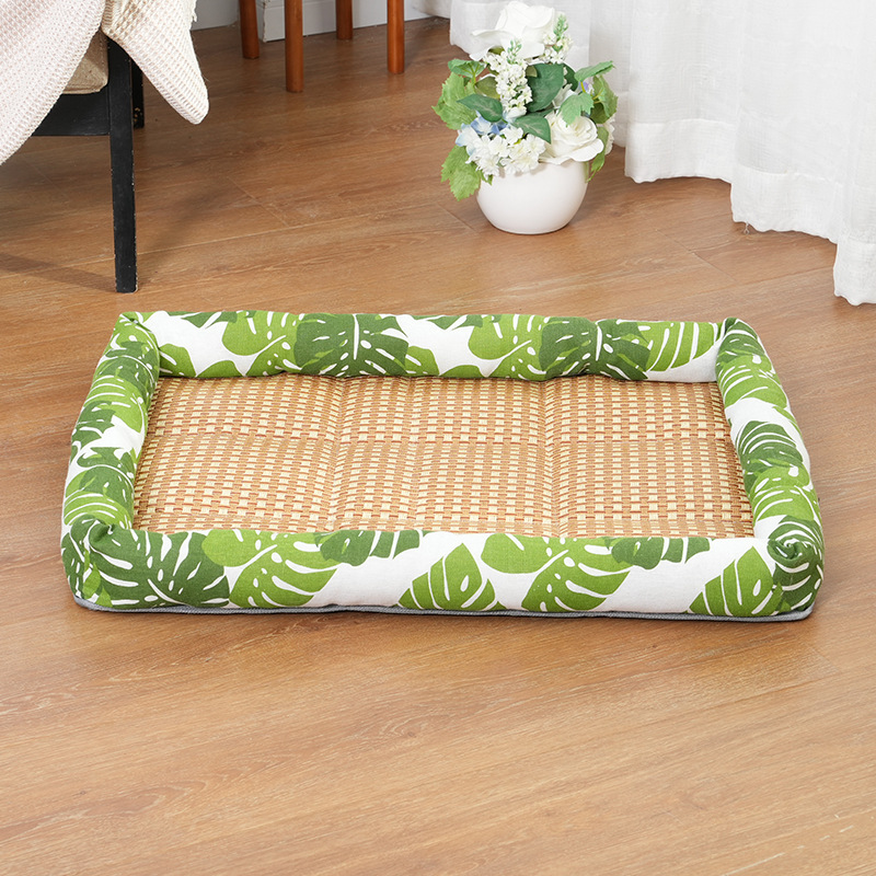 Hoja verde de cuatro lados
