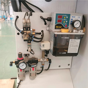高速数控铣床<span class=keywords><strong>4</strong></span>轴XK7145A爱好数控铣削立式机床金属