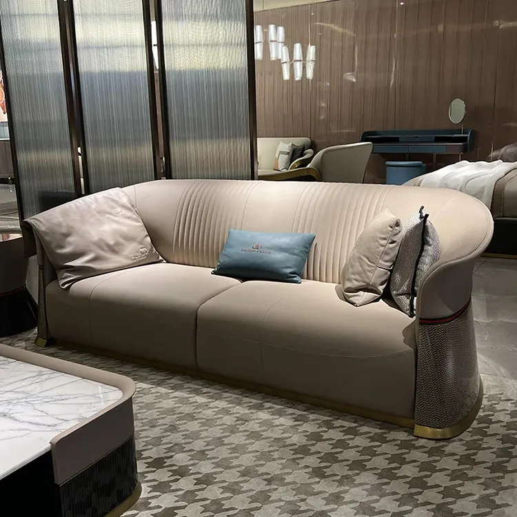 Sofá de tres plazas de cuero de lujo ligero italiano personalizado, sofá de Villa Grande de madera maciza de gama alta moderno y sencillo para sala de estar