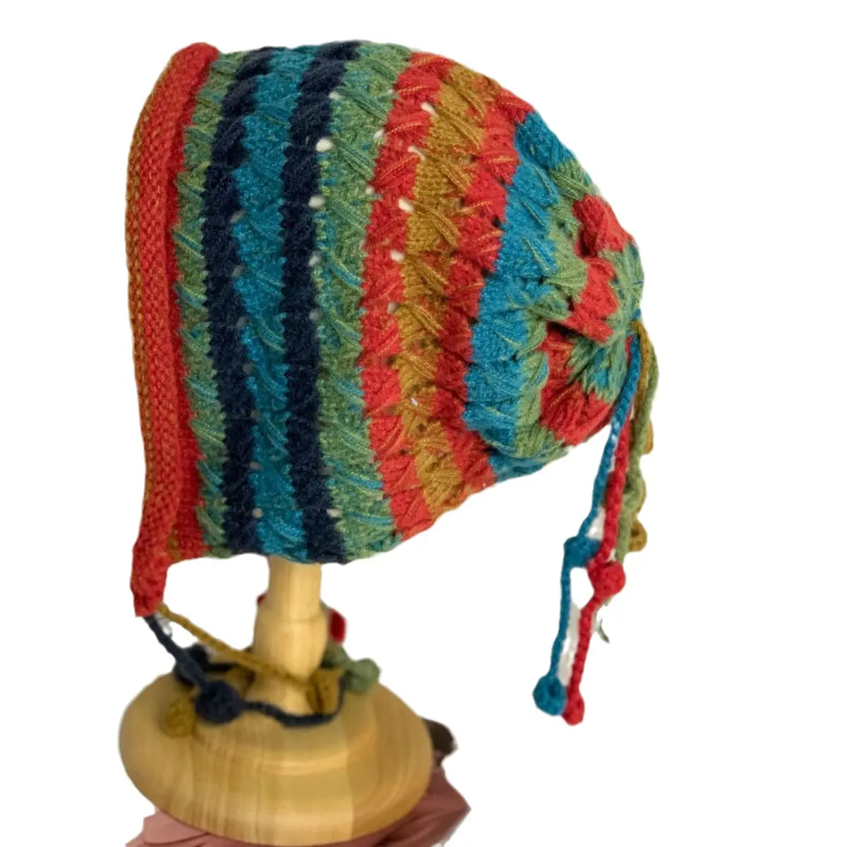 Mano Multicolor Crocheted Splicing Striped Fringe Knit Pullover Beanie Sombreros para mujeres