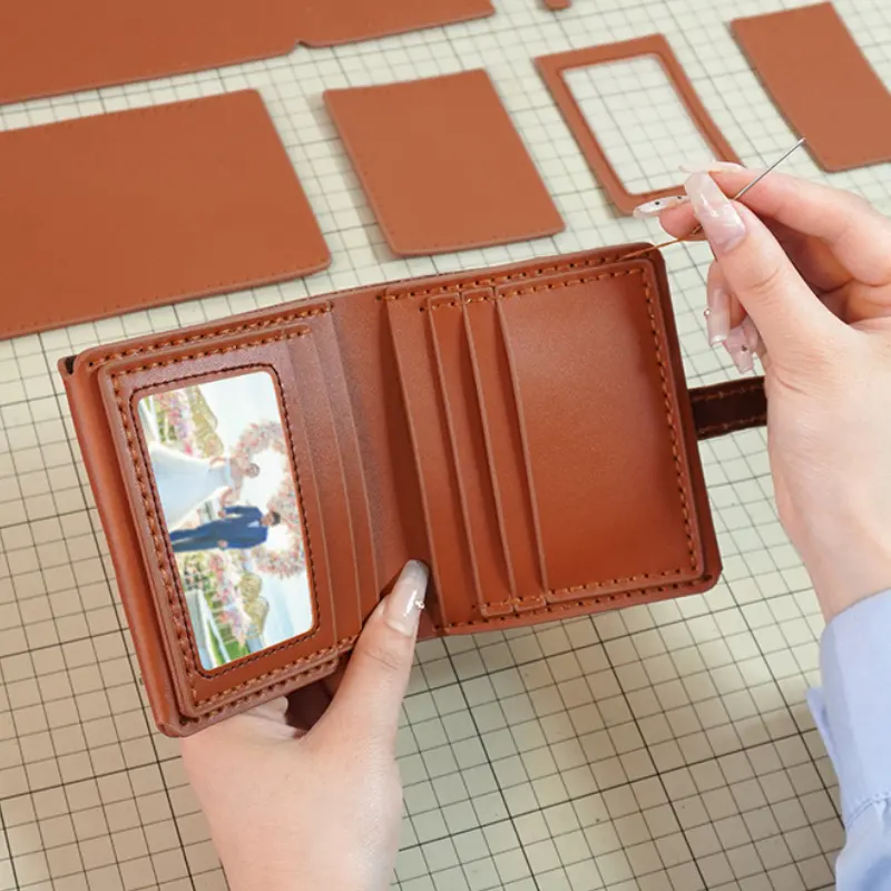 男性女性ホリデーギフト用DIYメンズ二つ折り財布手作りレザー用品キット素材パッケージ