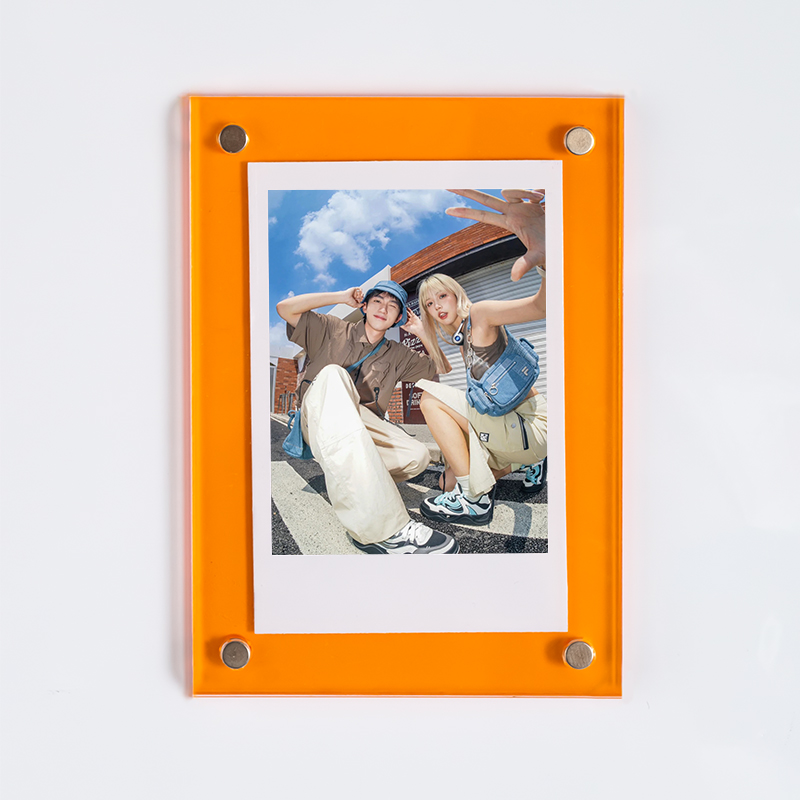 Angle droit orange