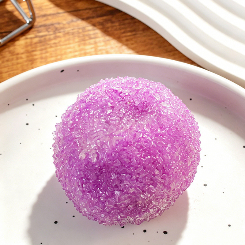 Boule de glace pilée violette