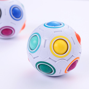 Hot Selling Kunststoff <span class=keywords><strong>Puzzle</strong></span> Ball Würfel World Cup-Themen Brain Teaser und Stress Zappeln Spielzeug Lernset für Kinder