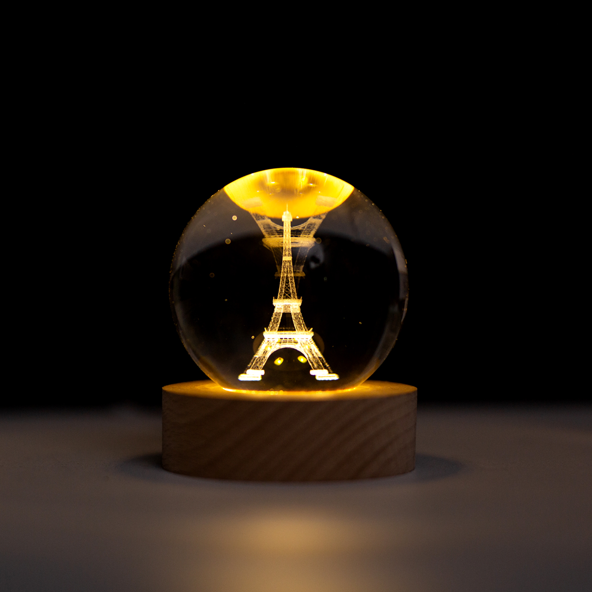 tour eiffel blanc chaud