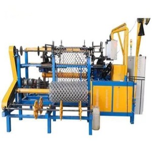 Máquina automática de malla de valla ciclónica/máquina de tejer de valla de enlace de cadena a precio de fábrica con motor como componente central - Product Image 6