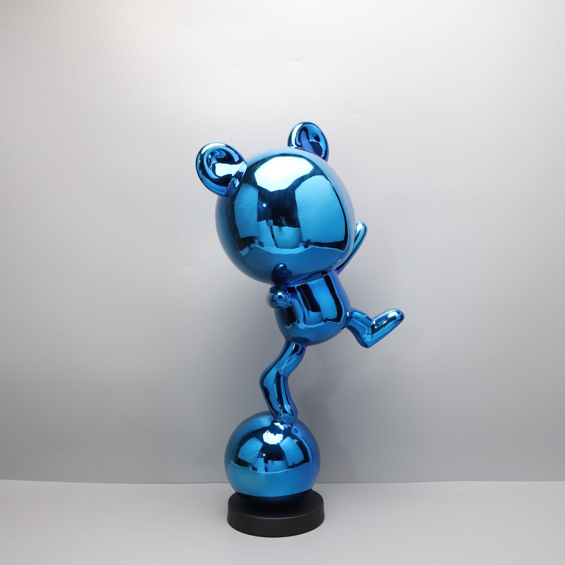 สีฟ้าขนาดใหญ่