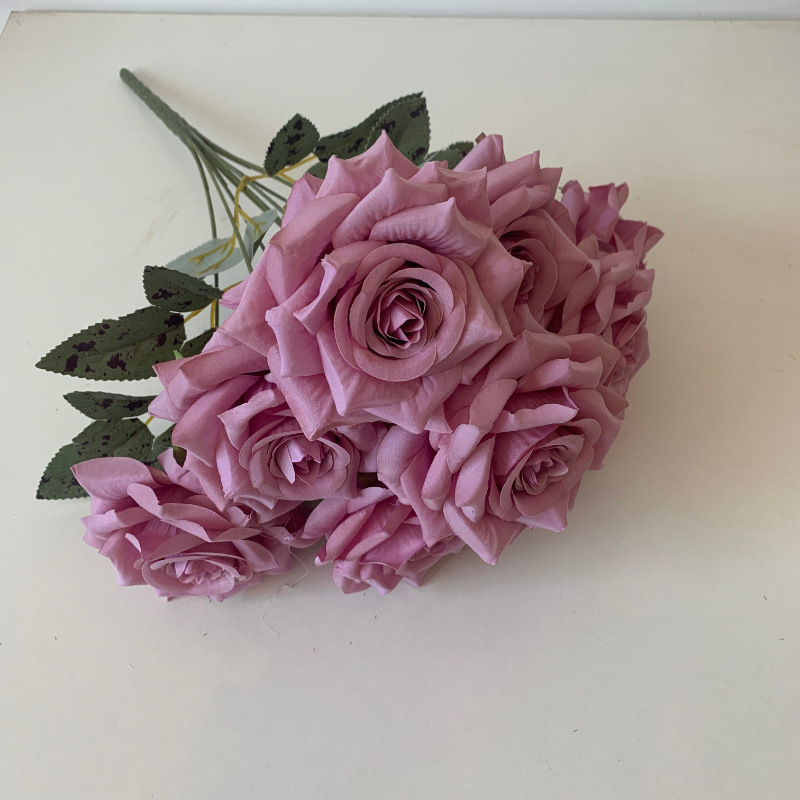 Rose foncé
