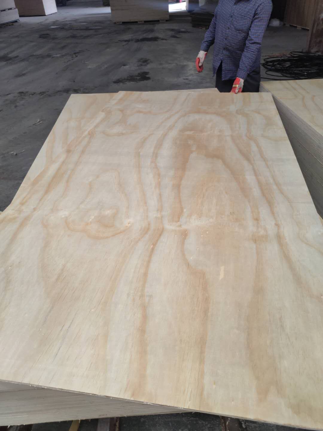 4x8 Construction Grade Plywood 1/2 3/4 5/8 Inch Waterproof Marine CDX Pine Plywood made in Linyi City