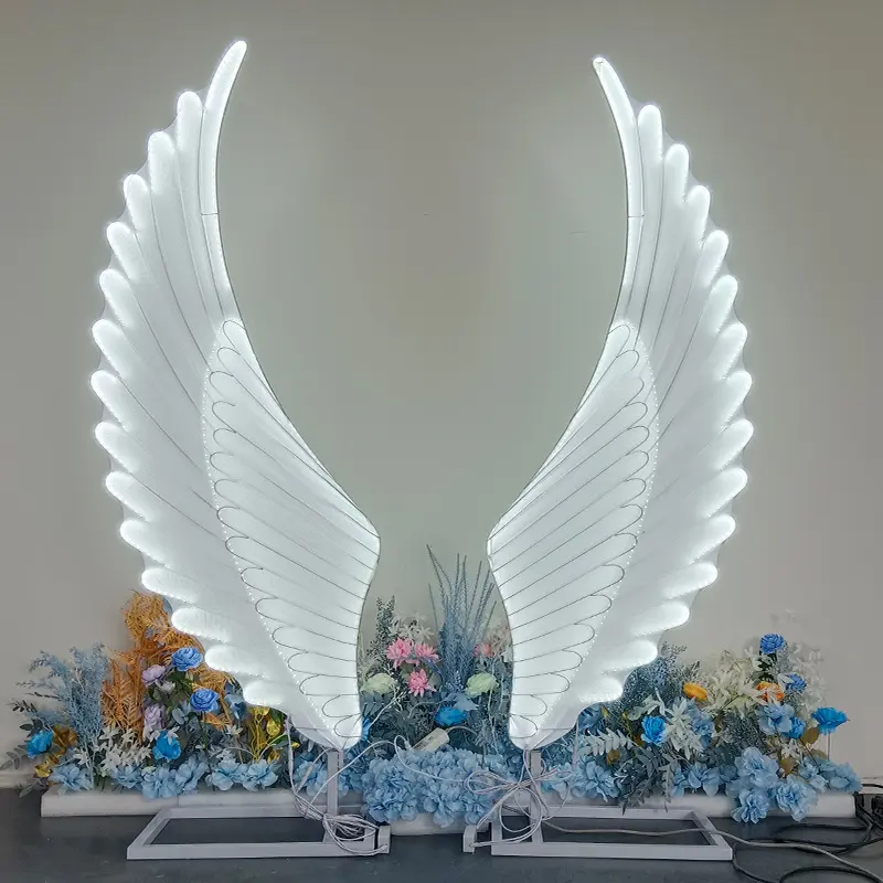 Nouvelle aile ornements accessoires de mariage ailes d'ange modèle de mise en page de scène de mariage décoration de fond de mariage en fer forgé
