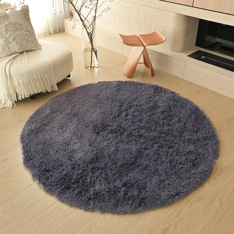 Cheveux longs rond-gris violet