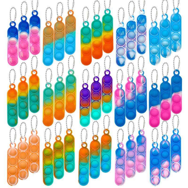 Mini porte-clés ovale en silicone 32g