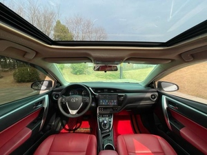 2018 Toyota Corolla LE V modifiye ikiz-motor 1.8L E-CVT otomatik FWD arka kamera ile deri koltuklar R15 lastikler sol direksiyon - Product Image 6