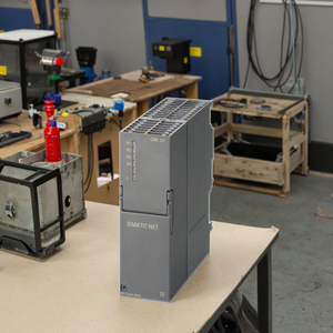 Originele Siemens S7 300 Plc Simatische S7-300 Compacte Schakelaar Module Csm 377 6gk7377-1aa00-0aa0 - Product Image 1