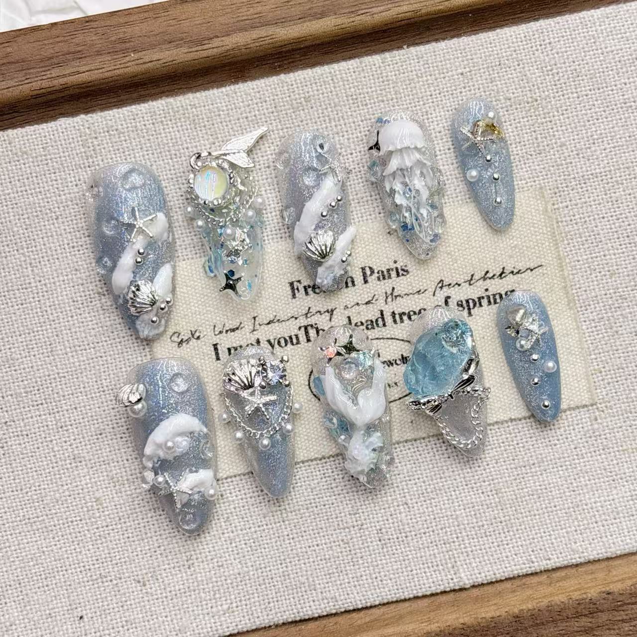 2.4cm Medium Almond