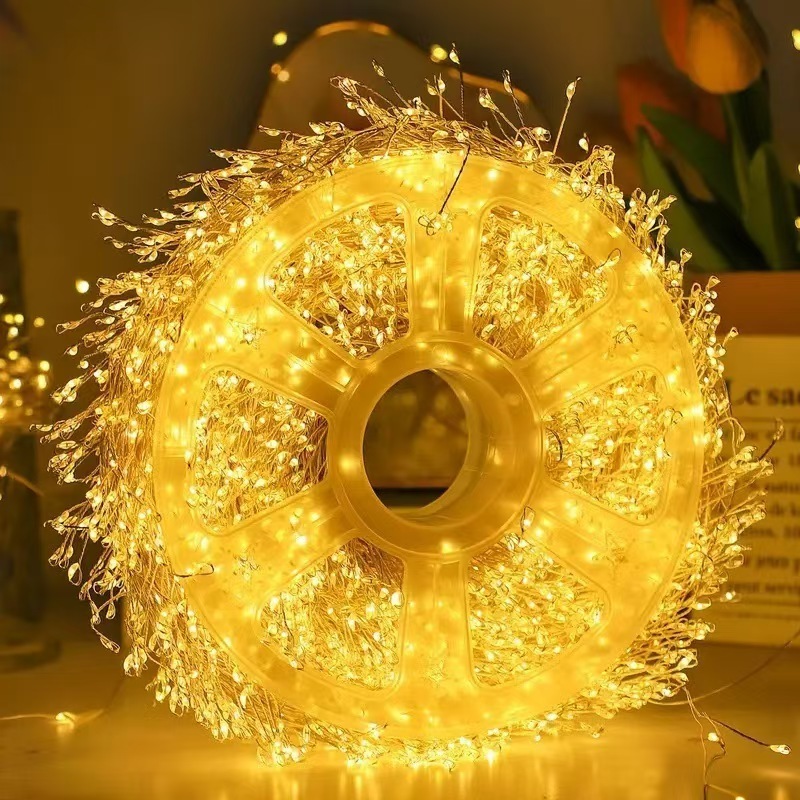 สีขาวอบอุ่น