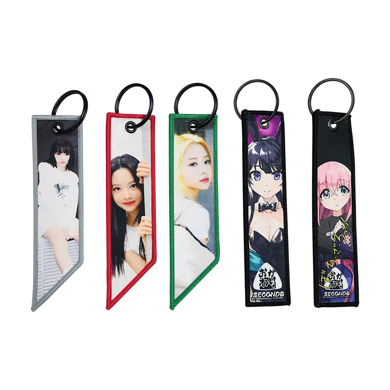 Groothandel Op Maat Gemaakte Sleutelhanger Geweven Sleutelhanger Dubbelzijdige Anime Stof Sleutelhanger Borduurwerk Sleutelhangers Tot Sublimatie Sleutelhanger