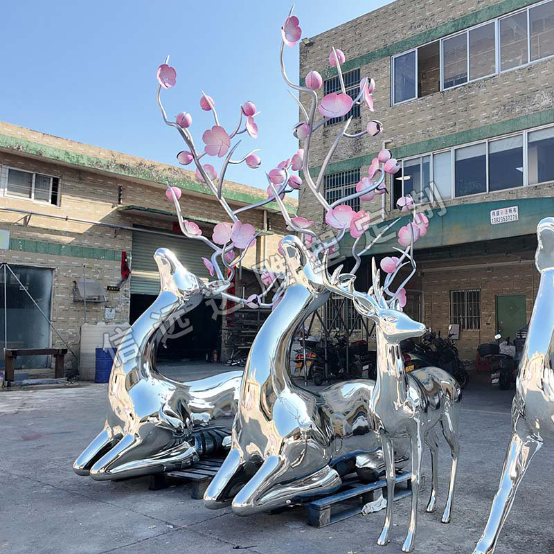 Animal-cerf en acier inoxydable 2