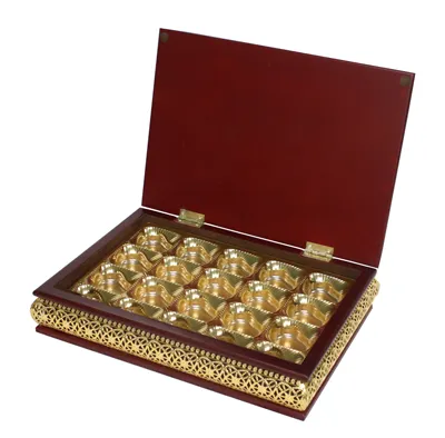 Vente en gros de boîtes de bonbons sucrés de luxe faites à la main boîtes d'emballage de chocolat en bois