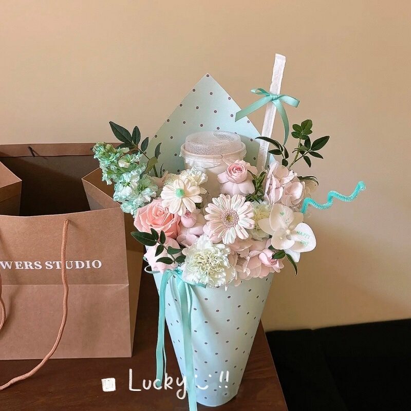 Bouquet floreale per tea party - tè al latte non incluso - sacchetto regalo
