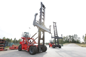 HELI 15M Nuevo apilador de contenedores vacíos Reach Stacker y repuesto de piezas de repuesto (5 capas) - Product Image 4